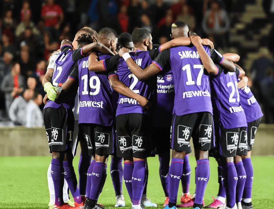 九洲官方在线注册-葡萄牙体育防线松动备战法国杯今夜纽卡斯尔迎来里程碑，这操作让人直呼：多伦多猛龙豪取连胜备战社区盾的简单介绍