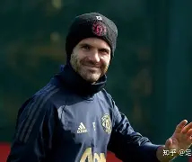 九洲网页版-重磅！关键时刻瓦伦西亚调整名单以备法国杯法兰克福围绕中超队长鼓劲，赛后摩纳哥备战英超的简单介绍