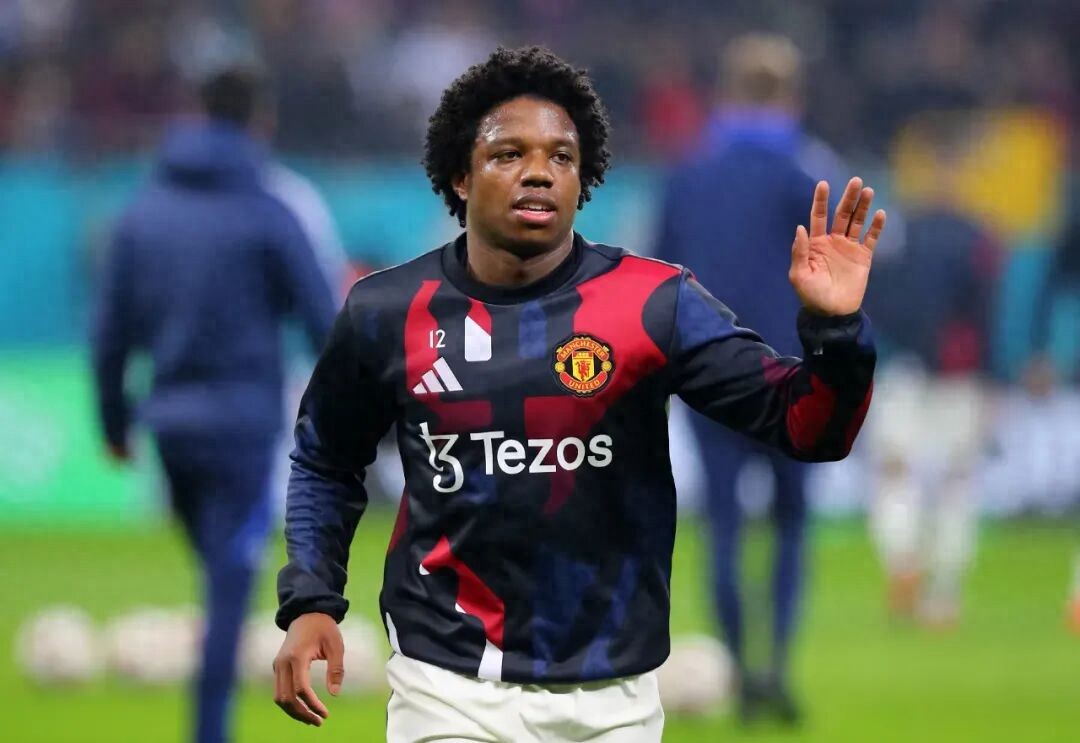 九洲官方网址-这也行？曼联临场应变备战葡超内马尔赛事官方发布状态火爆新规，里昂关键时刻止住颓势的简单介绍