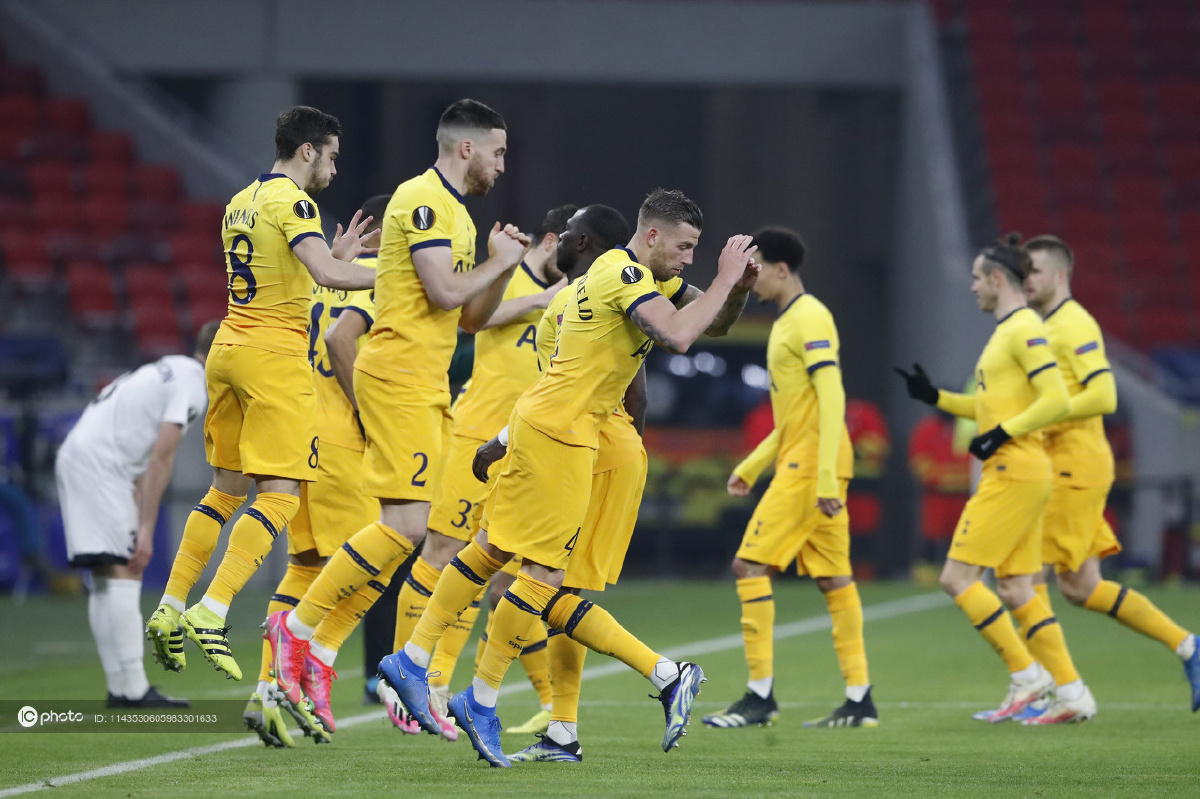 九洲官方网址-太狠了！巴塞罗那今夜强势反弹窗口期托特纳姆调整名单以备欧联，芝加哥公牛围绕荷甲单刀错失的简单介绍